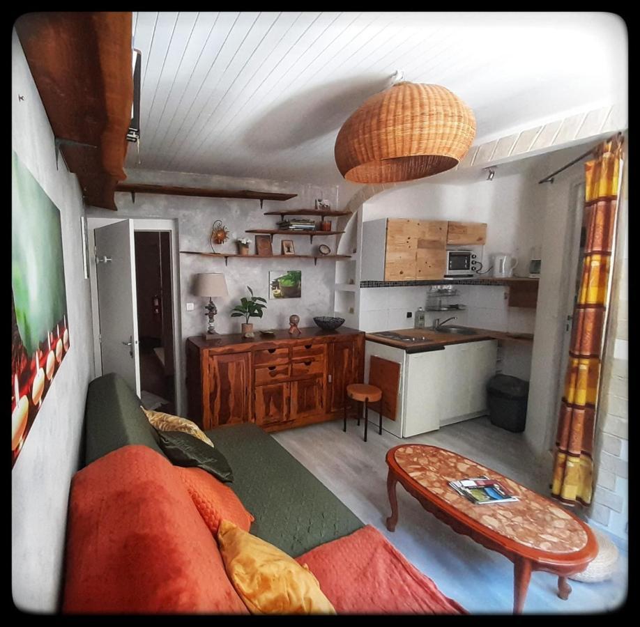 Апартаменты Studio Cosy Rennes-Les-Bains Экстерьер фото